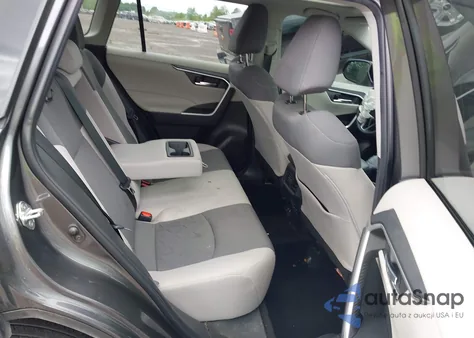 2023 Toyota Rav4 Xle z USA, uszkodzony, nr VIN 2T3P1RFV7PC325982